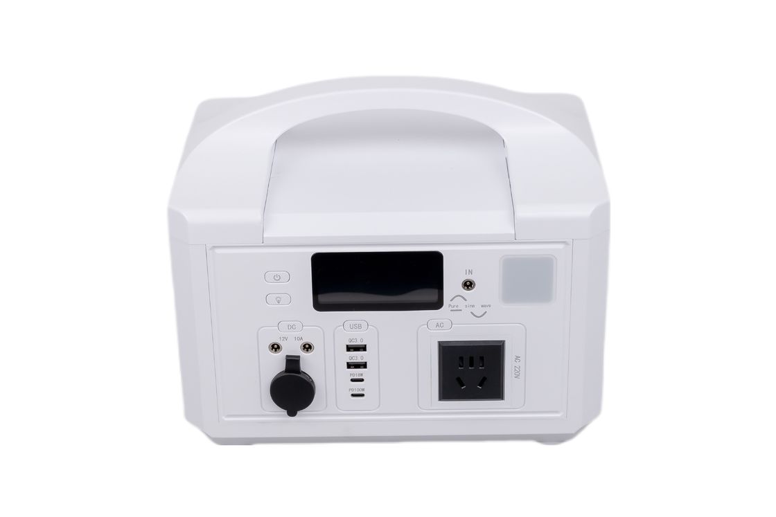 Быстрая зарядка PD30W QC3.0 перезарядка цилиндрическая LifePO4 батарейная мобильная электростанция с BMS для солнечной энергетики